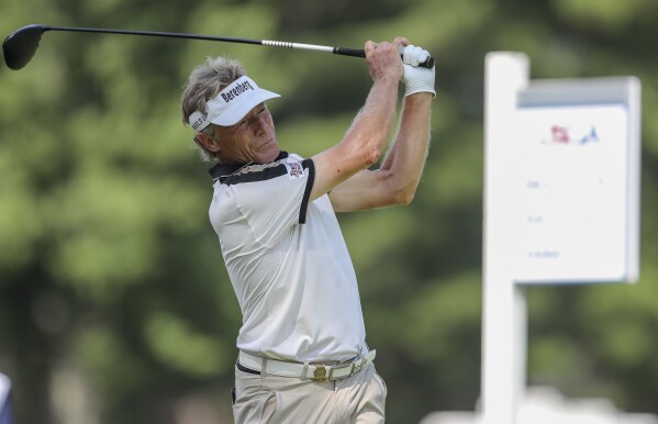 Us senior open 2019 tee times discount